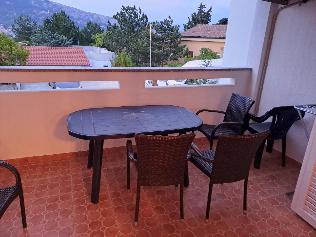 Apartment Zarok 2 Baška Exteriör bild