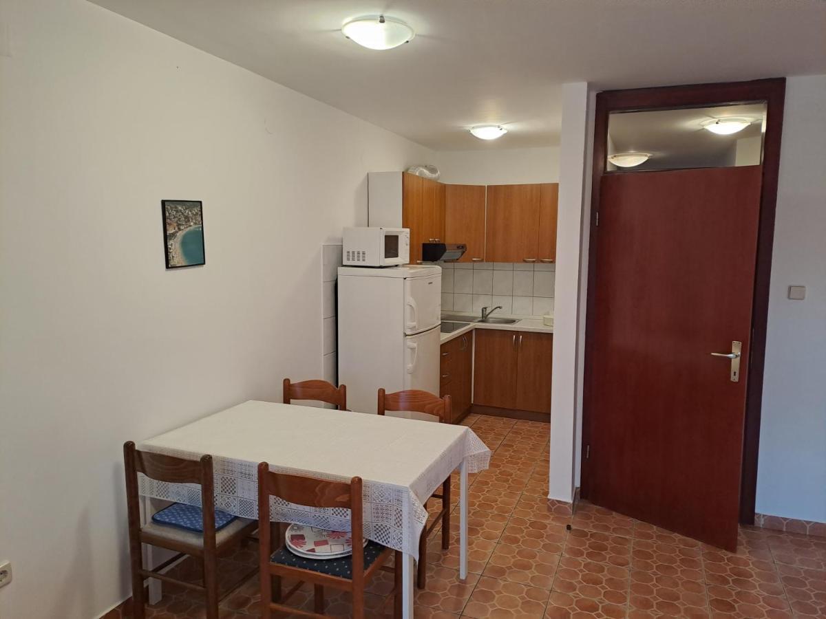 Apartment Zarok 2 Baška Exteriör bild